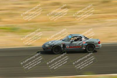 media/May-31-2025-CalClub SCCA (Sat) [[2c1a04e1ee]]/Race/Group 5/Turn 4b/